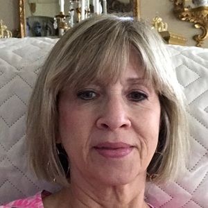 Meet your Posher, Paula